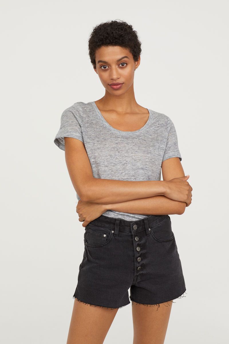 playera básica gris